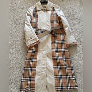 bbr Cream and Tan Plaid Trench Coat